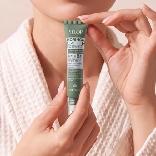 Pielor Moringa Leaf Extract Hyalu B5 Kırışıklık Karşıtı Göz Kremi ile Gençlik Bakımı